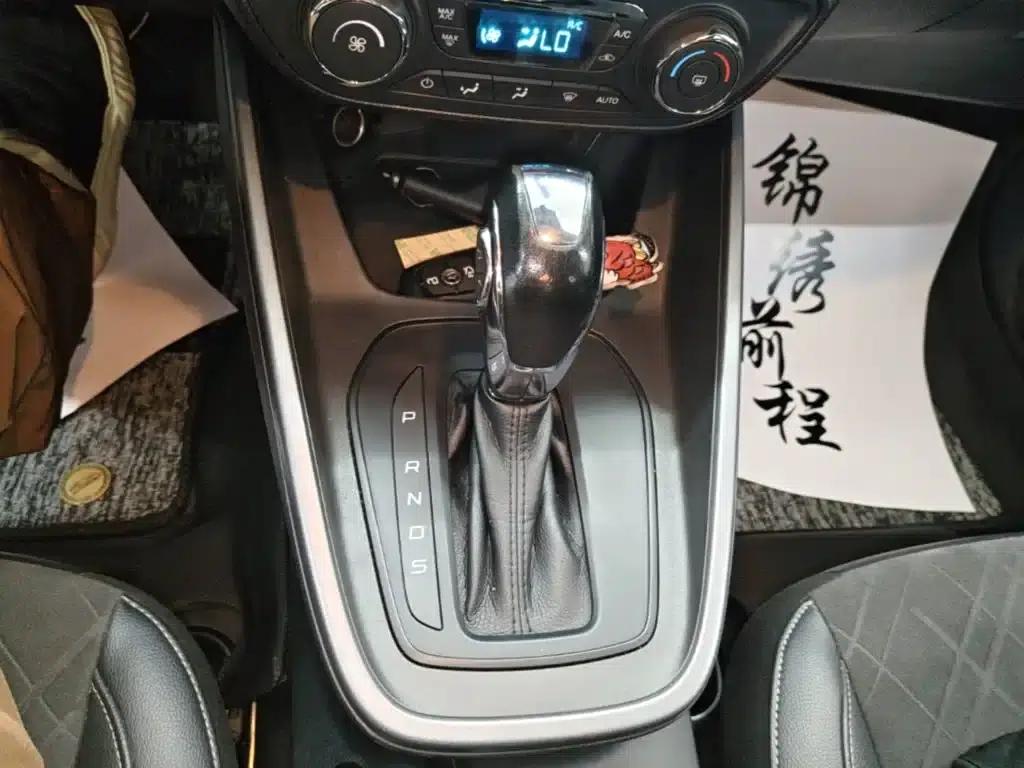 Ford Focus 2019 Facelift 1.5L Automatic Enjoyment Edition (China VI Emission Standard) — миниатюра 14
