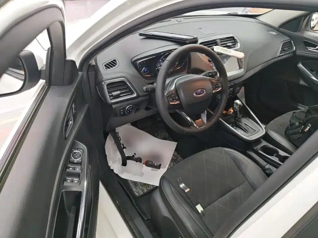 Ford Focus 2019 Facelift 1.5L Automatic Enjoyment Edition (China VI Emission Standard) — миниатюра 16