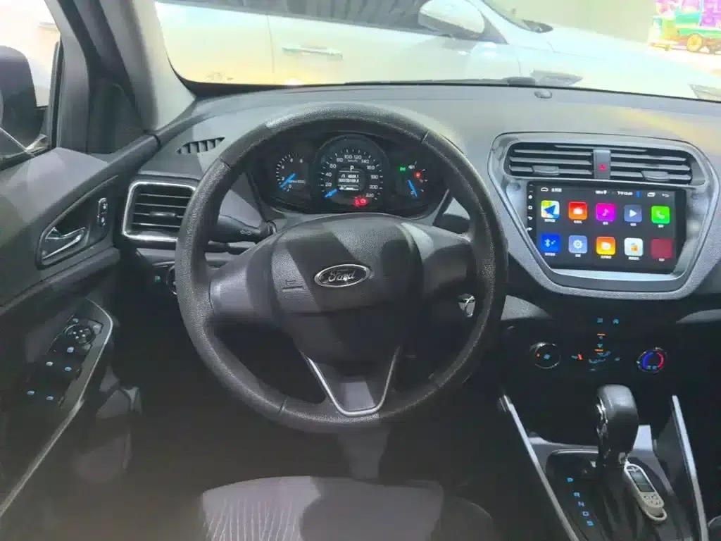 Ford Focus 2019 Facelift 1.5L Automatic Premium Edition (Tire Pressure Monitoring) China VI Emission Standard — миниатюра 11