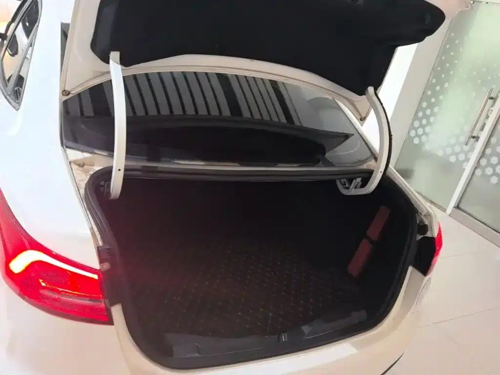 Ford Focus 2019 Facelift 1.5L Automatic Premium Edition (Tire Pressure Monitoring) China VI Emission Standard — миниатюра 19