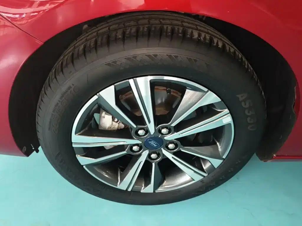 Ford Focus 2021 1.5L Automatic Diamond Edition — миниатюра 23