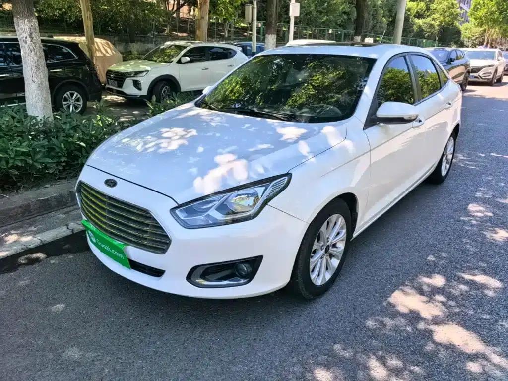 Ford Focus 2017 Happiness Edition 1.5L Automatic Fashion Model — миниатюра 1