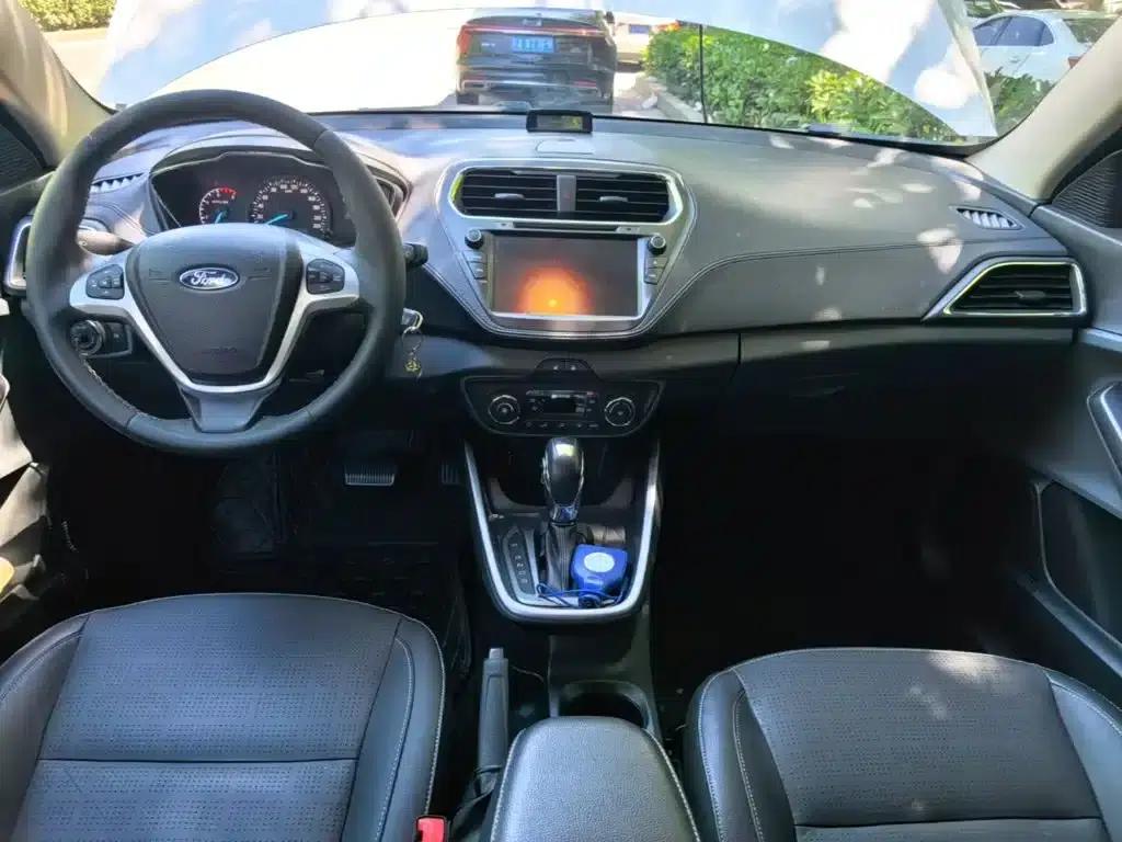 Ford Focus 2017 Happiness Edition 1.5L Automatic Fashion Model — миниатюра 10