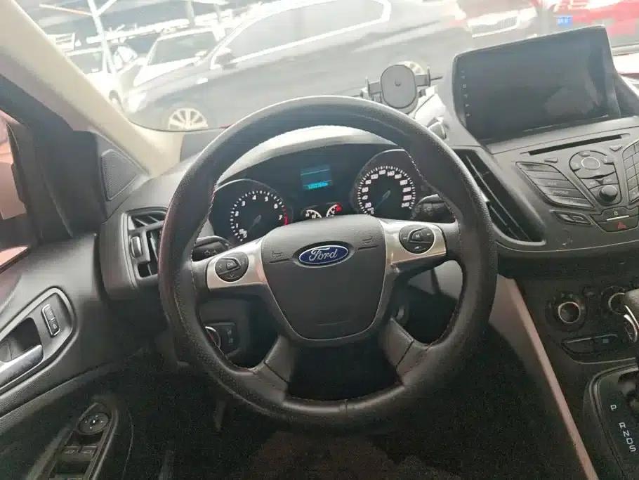 Ford Kuga 2013 1.6L GTDi 2WD Comfort Model — миниатюра 15