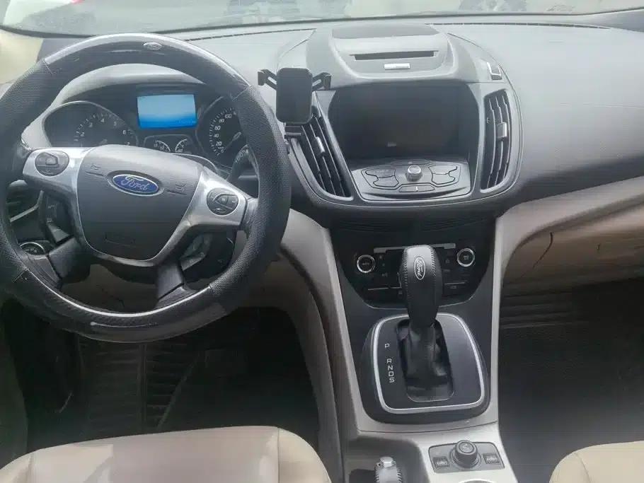 Ford Kuga 2013 1.6L GTDi AWD Elite — миниатюра 12