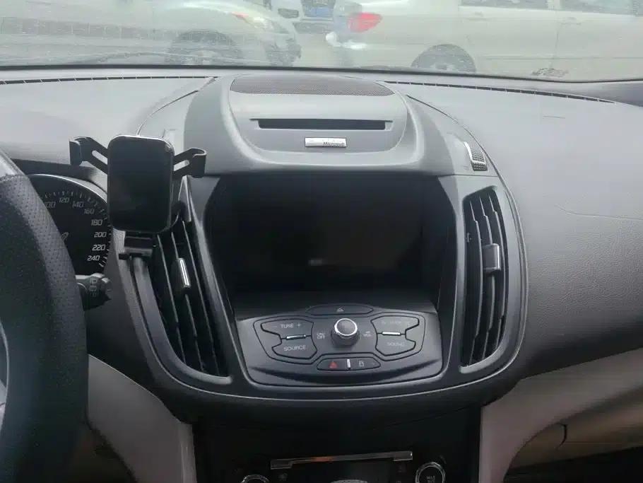 Ford Kuga 2013 1.6L GTDi AWD Elite — миниатюра 13