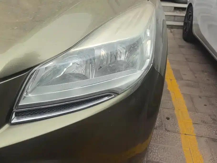 Ford Kuga 2013 1.6L GTDi AWD Elite — миниатюра 5