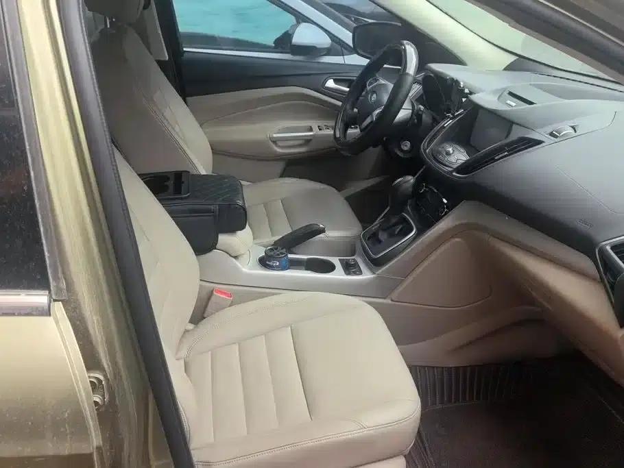 Ford Kuga 2013 1.6L GTDi AWD Elite — миниатюра 8