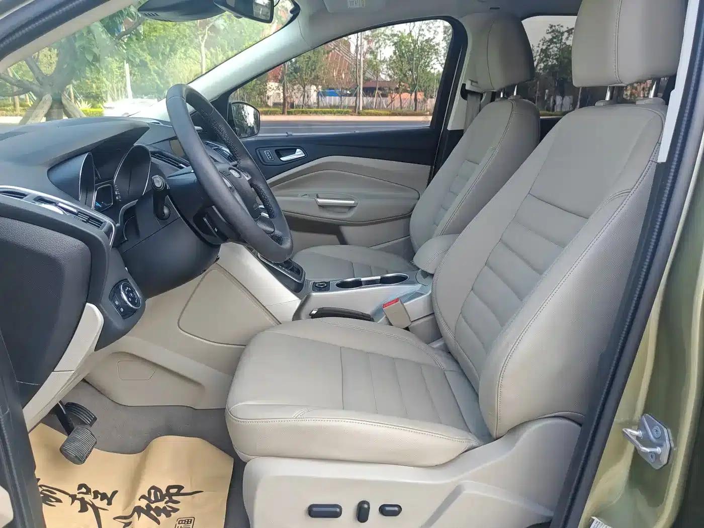 Ford Kuga 2013 1.6L GTDi AWD Elite — миниатюра 9