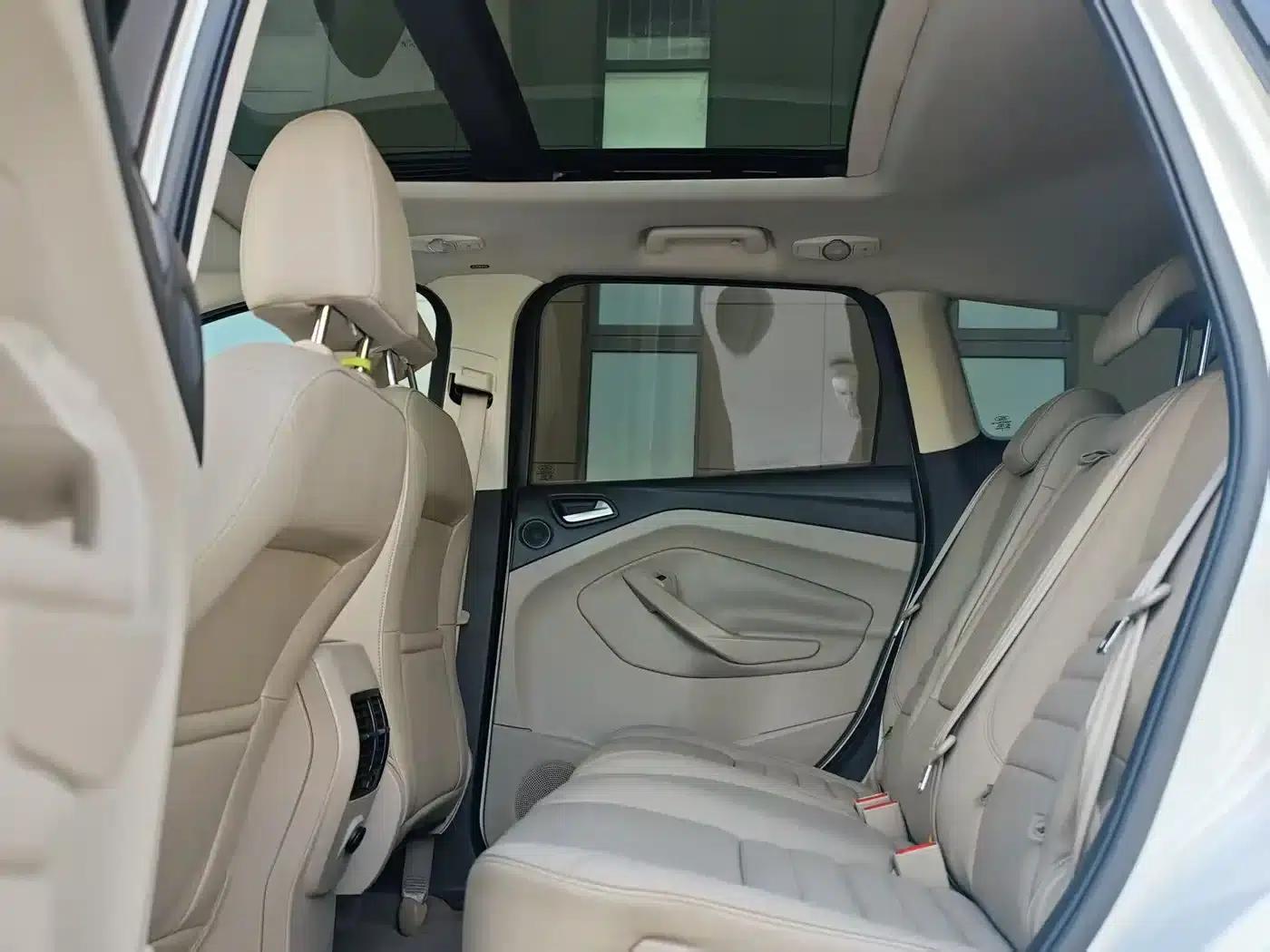 Ford Kuga 2013 1.6L GTDi AWD Elite — миниатюра 8