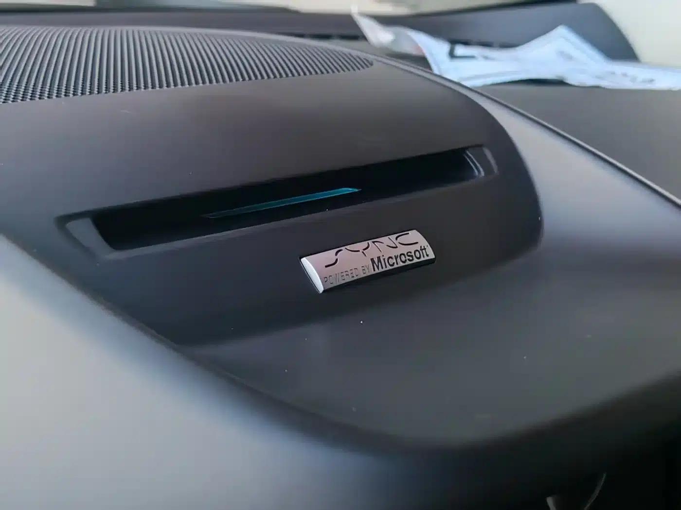 Ford Kuga 2013 1.6L GTDi AWD Elite — миниатюра 10