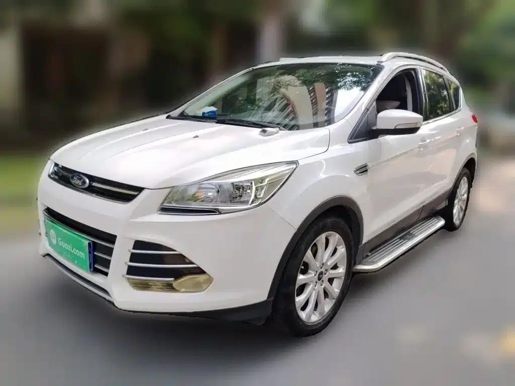 Ford Kuga 2013 1.6L GTDi 2WD Fashion Edition — миниатюра 2