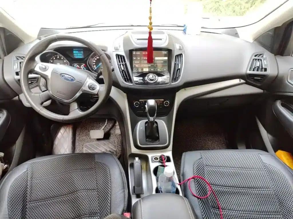 Ford Kuga 2013 1.6L GTDi 2WD Fashion Edition — миниатюра 13