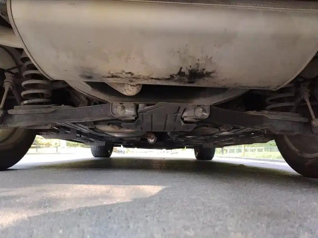 Ford Kuga 2013 1.6L GTDi 2WD Fashion Edition — миниатюра 25