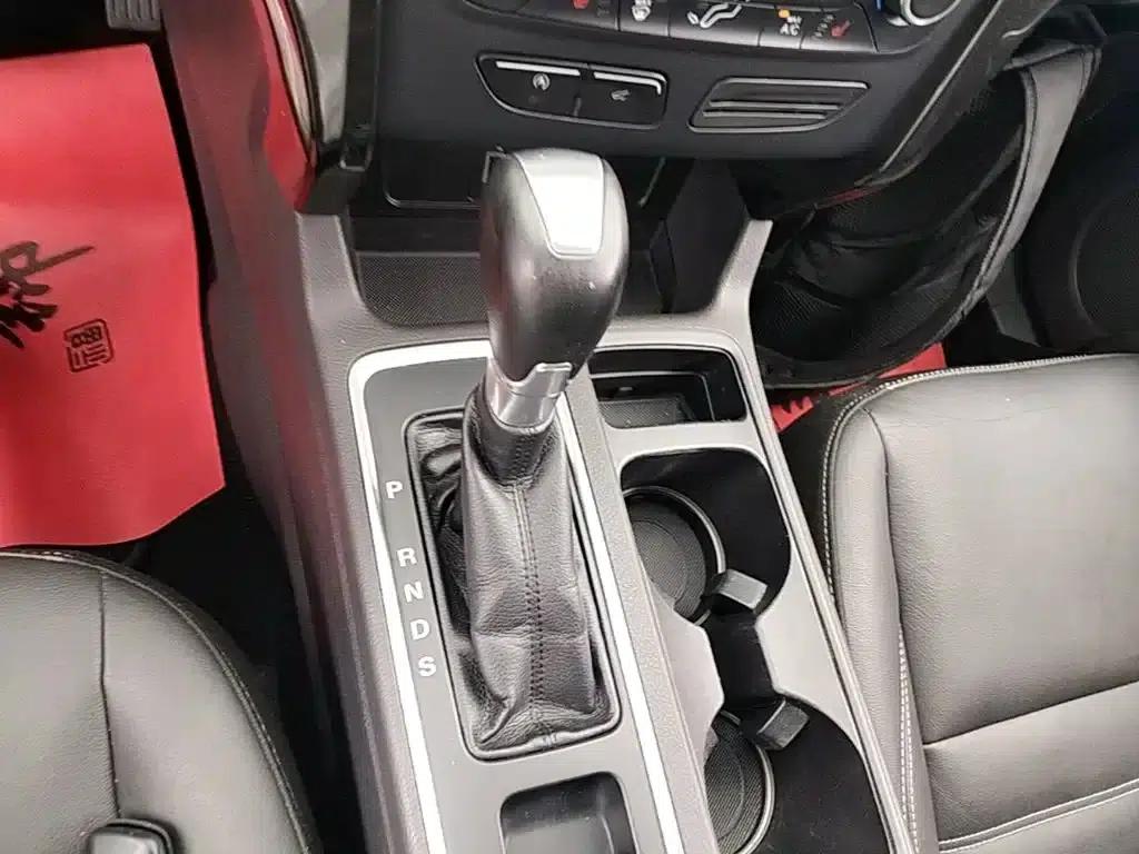 2017 Ford Kuga EcoBoost 180 2WD Luxury Edition — миниатюра 14
