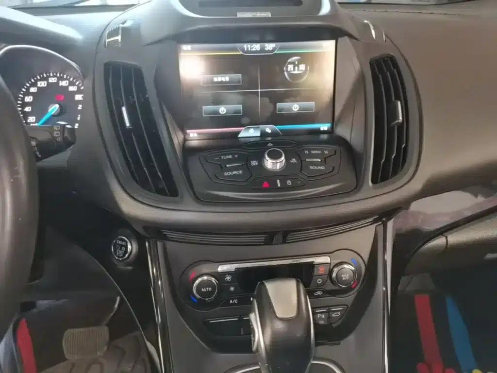 2013 Ford Kuga 2.0L GTDi AWD Sport — миниатюра 13