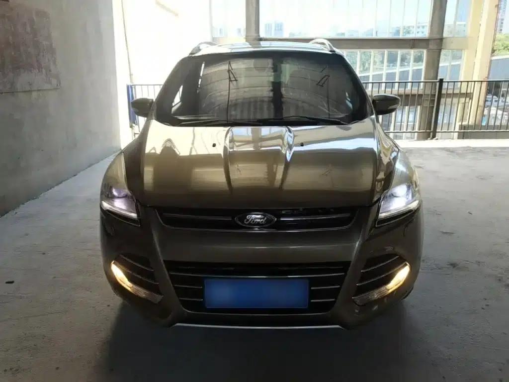 2013 Ford Kuga 2.0L GTDi AWD Sport — миниатюра 3