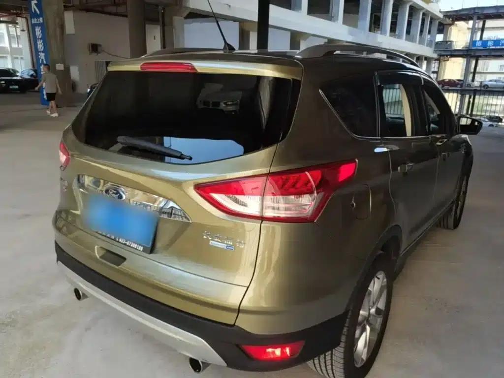 2013 Ford Kuga 2.0L GTDi AWD Sport — миниатюра 7