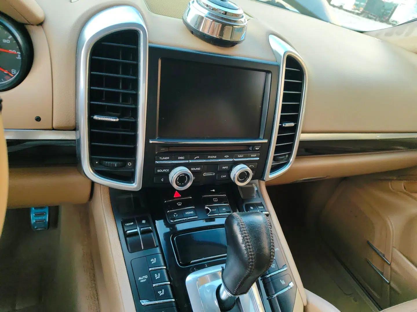 Porsche Cayenne 2011 Cayenne 3.0T — миниатюра 13