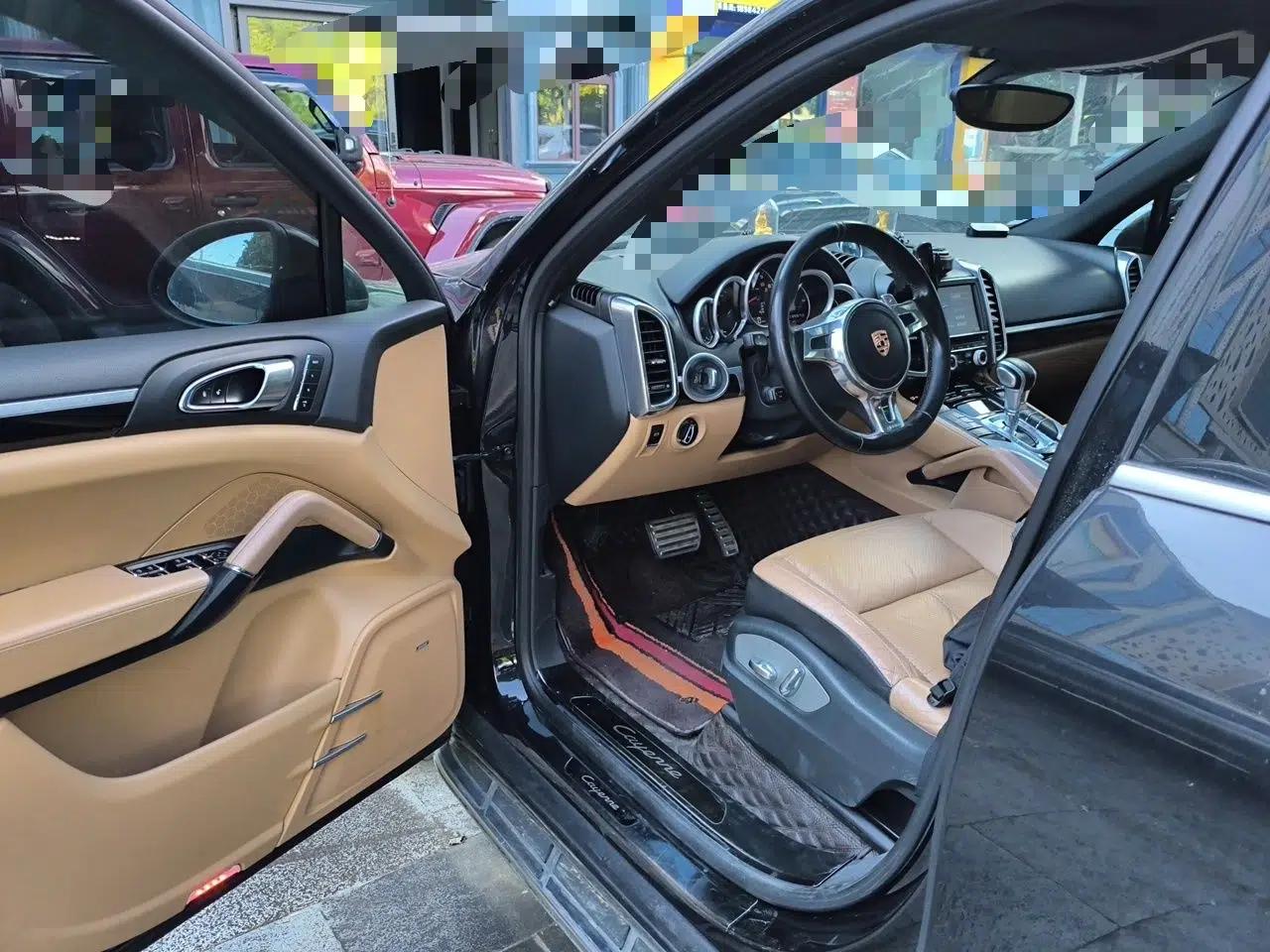 Porsche Cayenne 2014 Cayenne Platinum Edition 3.0T — миниатюра 16