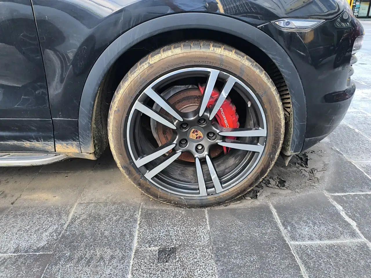 Porsche Cayenne 2014 Cayenne Platinum Edition 3.0T — миниатюра 8