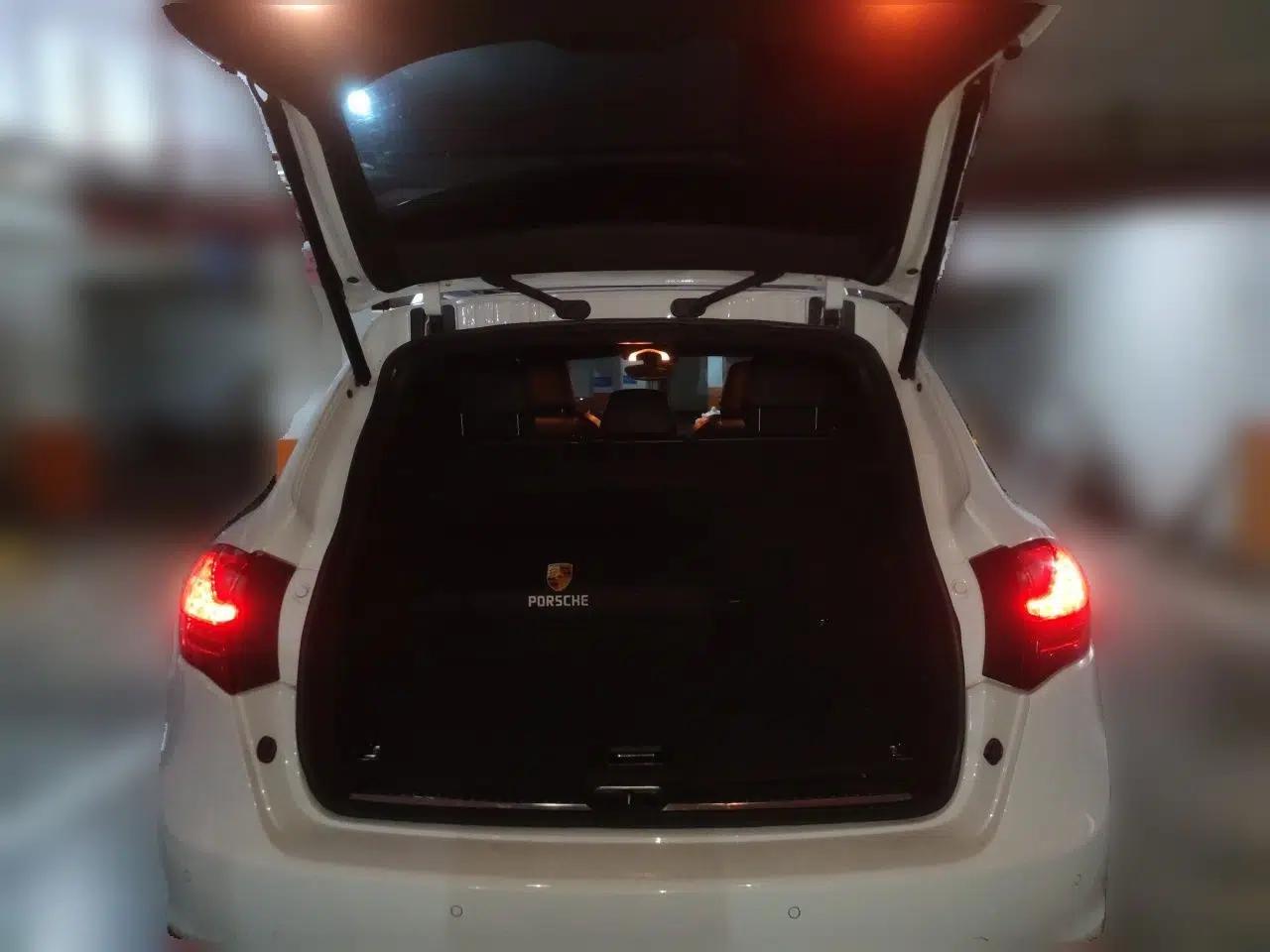 Porsche Cayenne 2011 Cayenne 3.0T — миниатюра 19