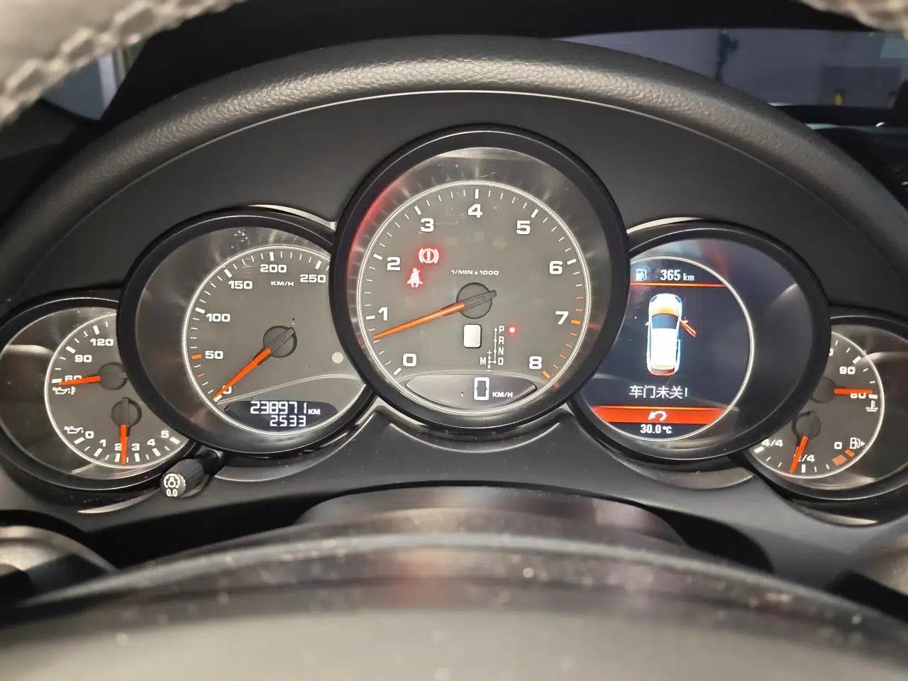 Porsche Cayenne 2011 Cayenne 3.0T — миниатюра 11