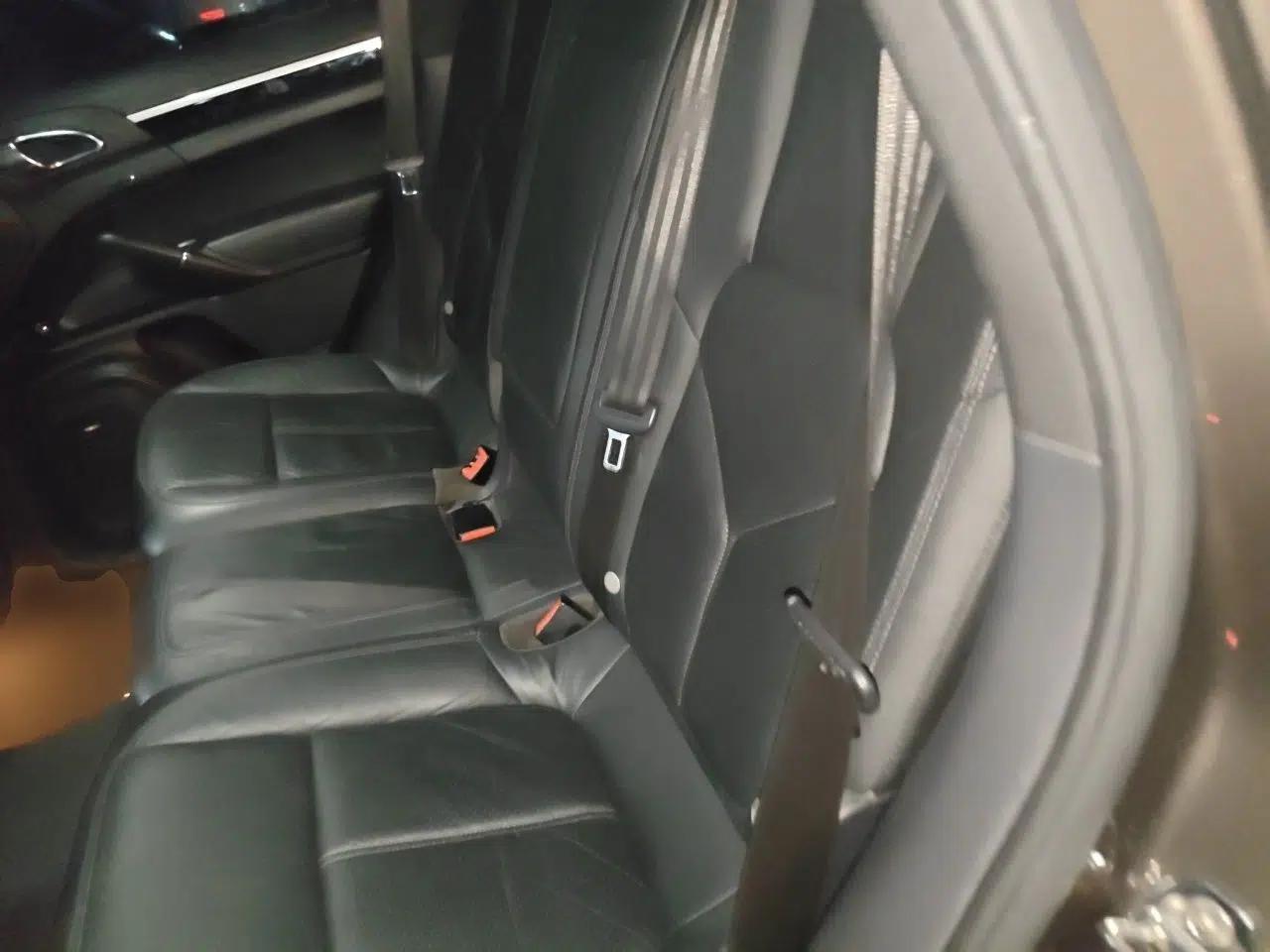 Porsche Cayenne 2011 Cayenne 3.0T — миниатюра 17