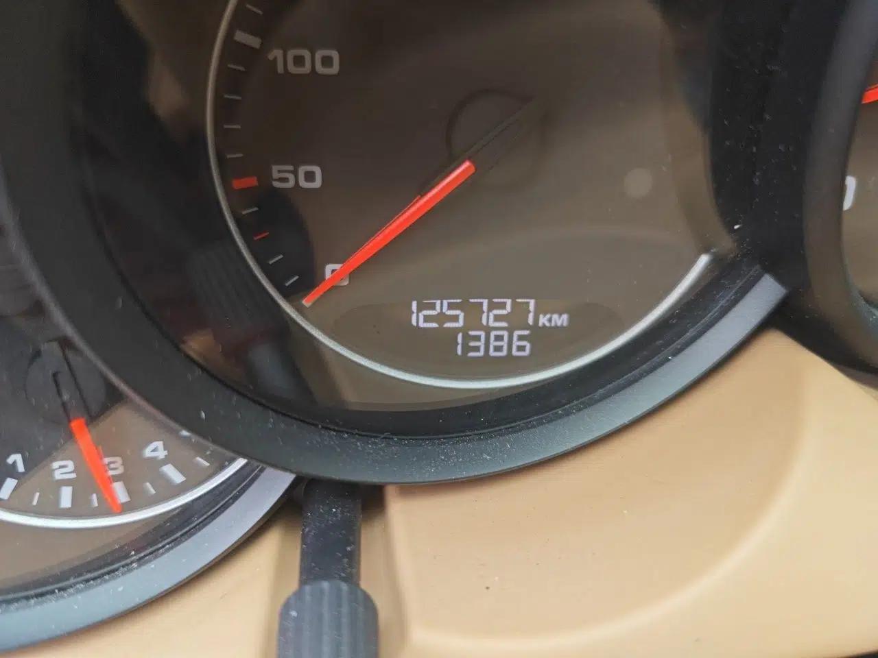 Porsche Cayenne 2011 Cayenne 3.0T — миниатюра 12