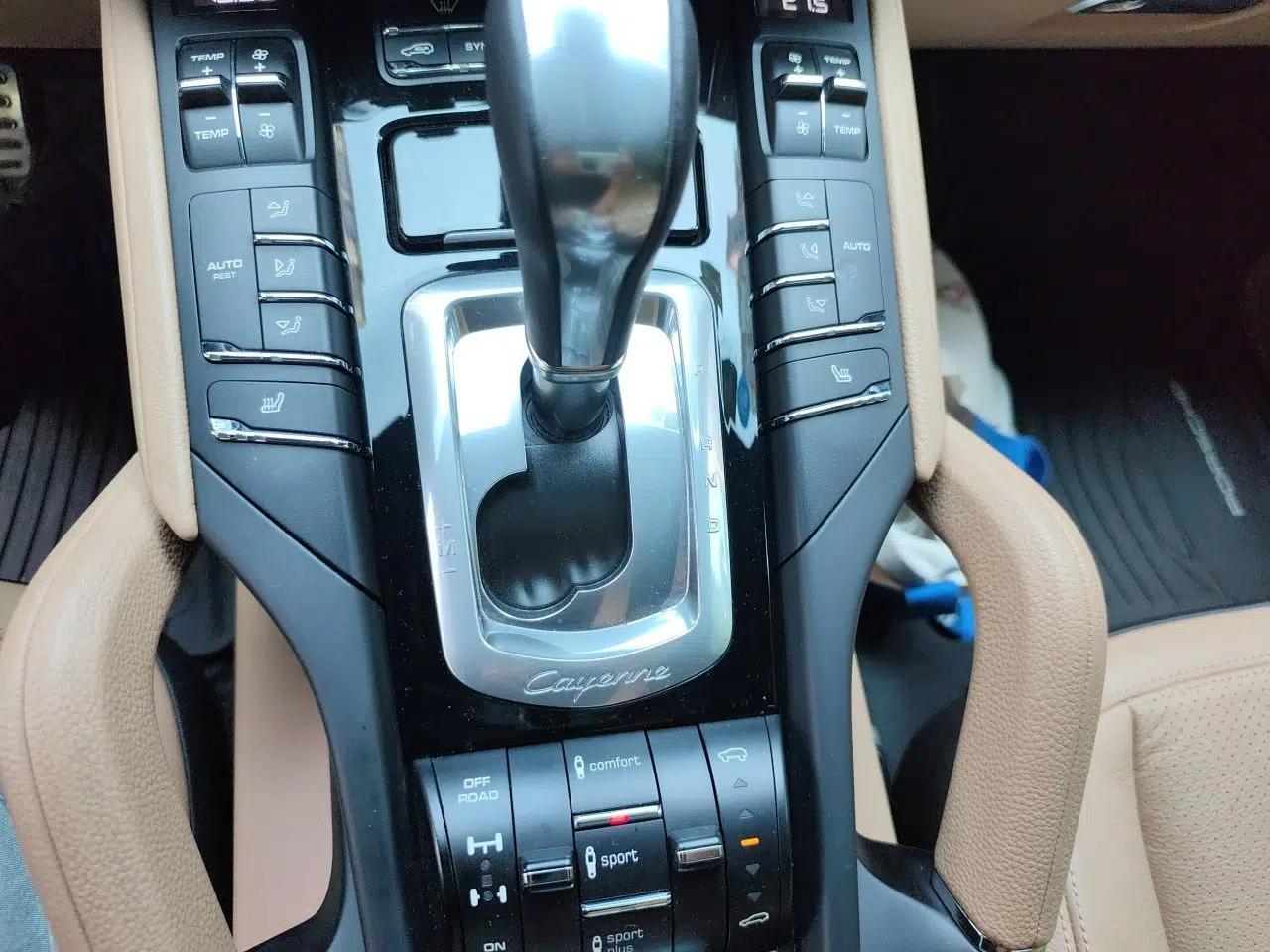 Porsche Cayenne 2015 Cayenne 3.0T — миниатюра 14