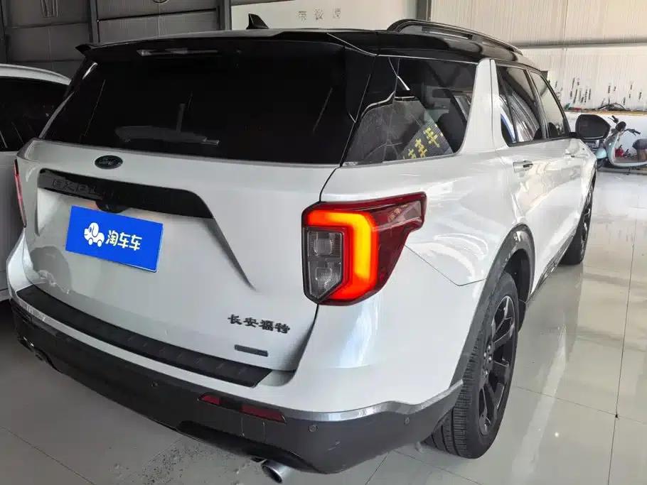 2020 Ford Explorer EcoBoost 285 AWD Sport ST-LINE 7-Seater — миниатюра 3