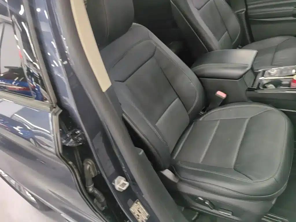 2020 Ford Explorer EcoBoost 285 AWD Titanium Edition (6-seater) — миниатюра 25