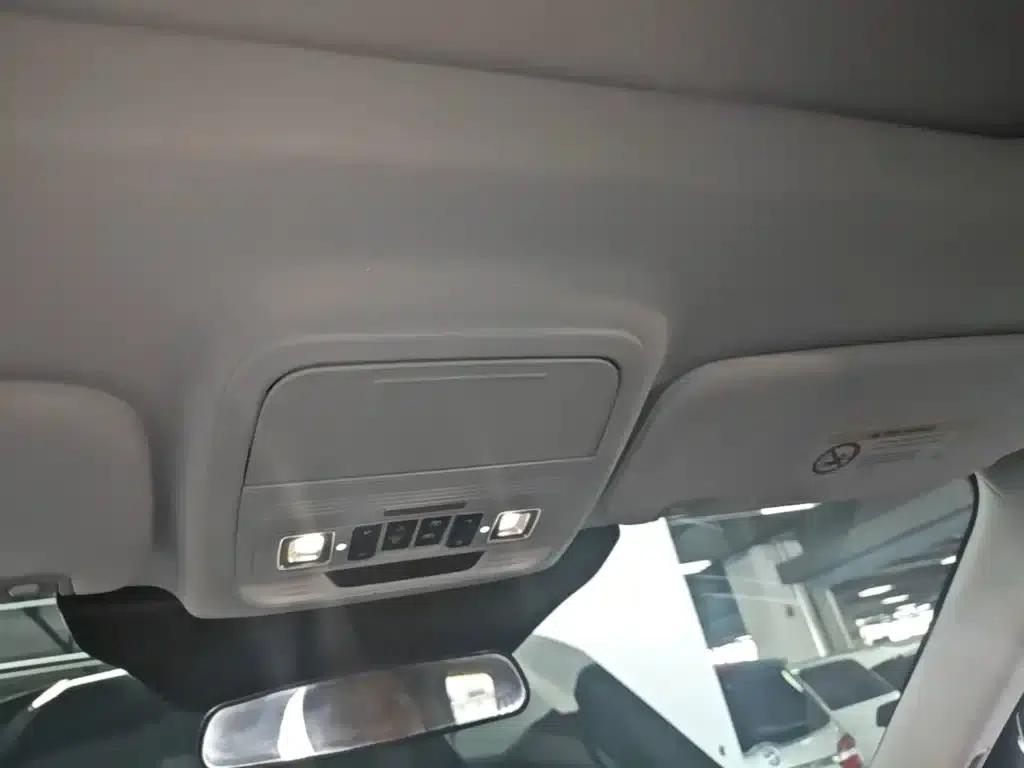 Explorer 2024 2.3T EcoBoost AWD Fashion Plus Edition 7-seater — миниатюра 18