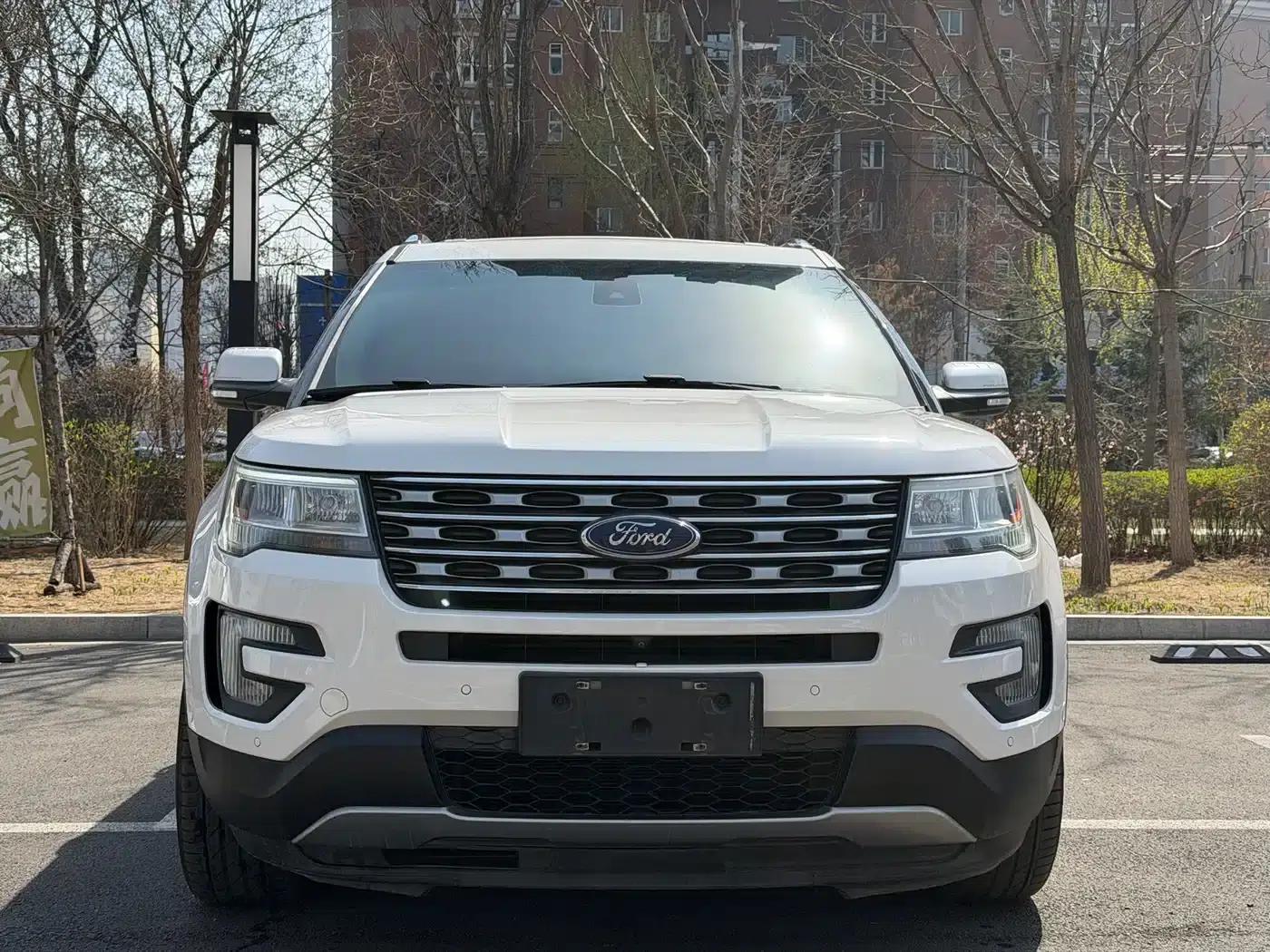 2016 Explorer 2.3T Elite Edition (Imported) — миниатюра 2