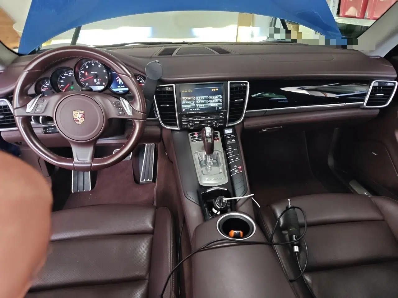 Porsche Panamera 2014 Panamera Executive 3.0T — миниатюра 9