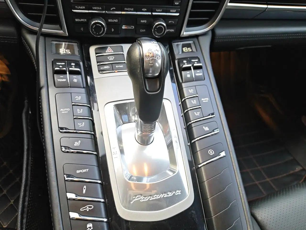 Porsche Panamera 2014 Panamera 3.0T — миниатюра 14