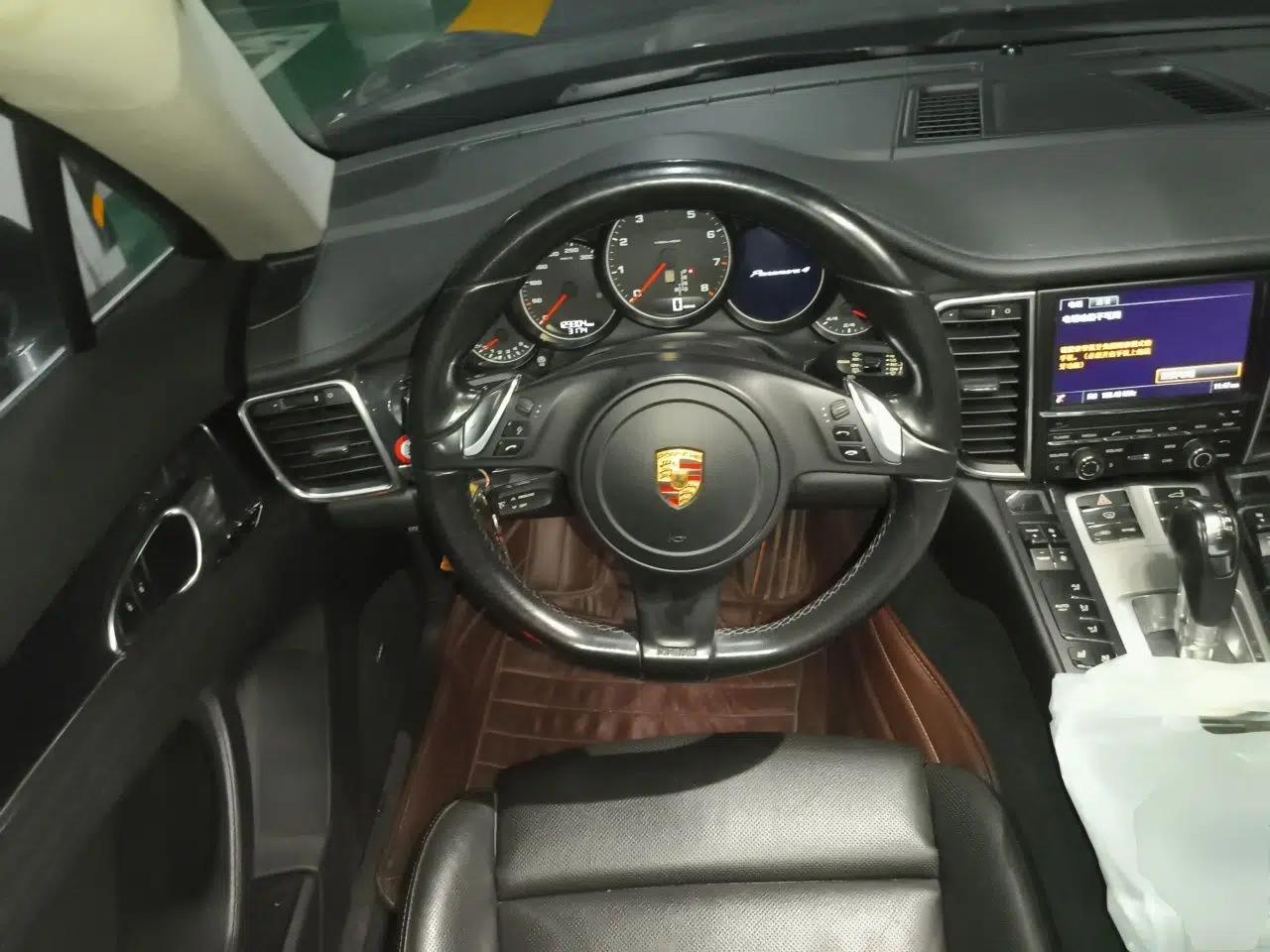 Porsche Panamera 2014 Panamera 4 Executive 3.0T — миниатюра 10