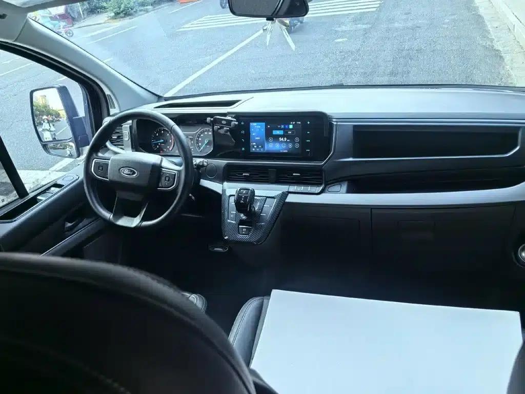 Ford Transit 2023 2.0T Diesel Automatic Multi-functional Commercial Vehicle, Short Wheelbase, Low Roof, 5/6 Seats — миниатюра 9