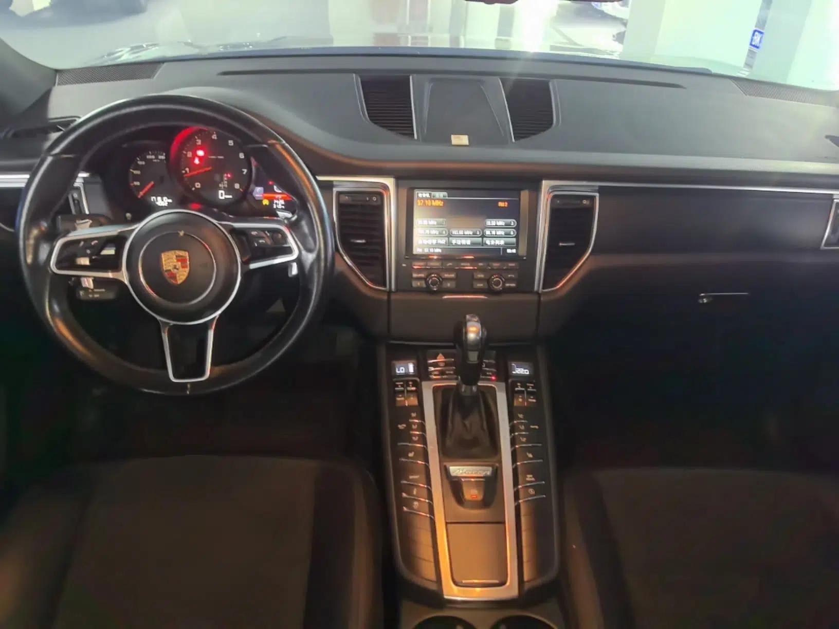 Porsche Macan 2014 Macan 2.0T — миниатюра 12