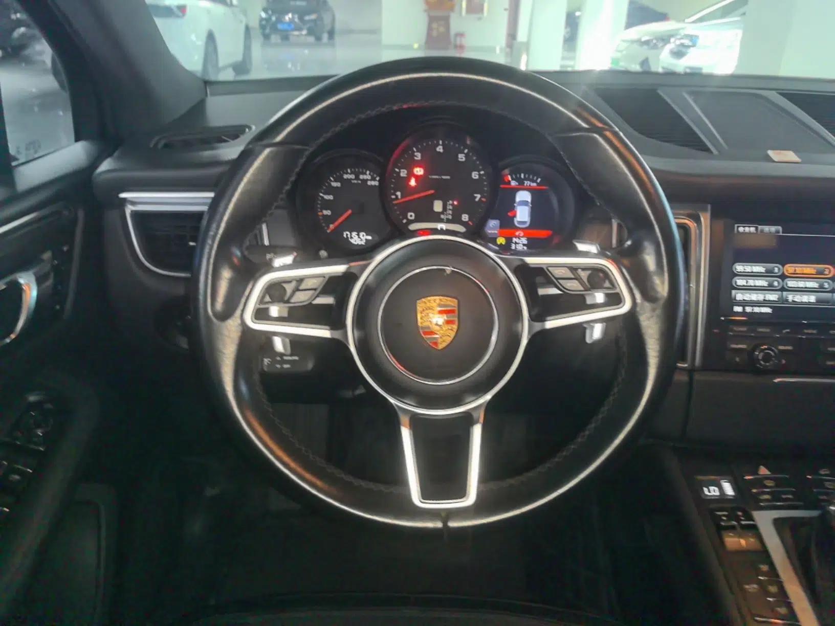 Porsche Macan 2014 Macan 2.0T — миниатюра 13