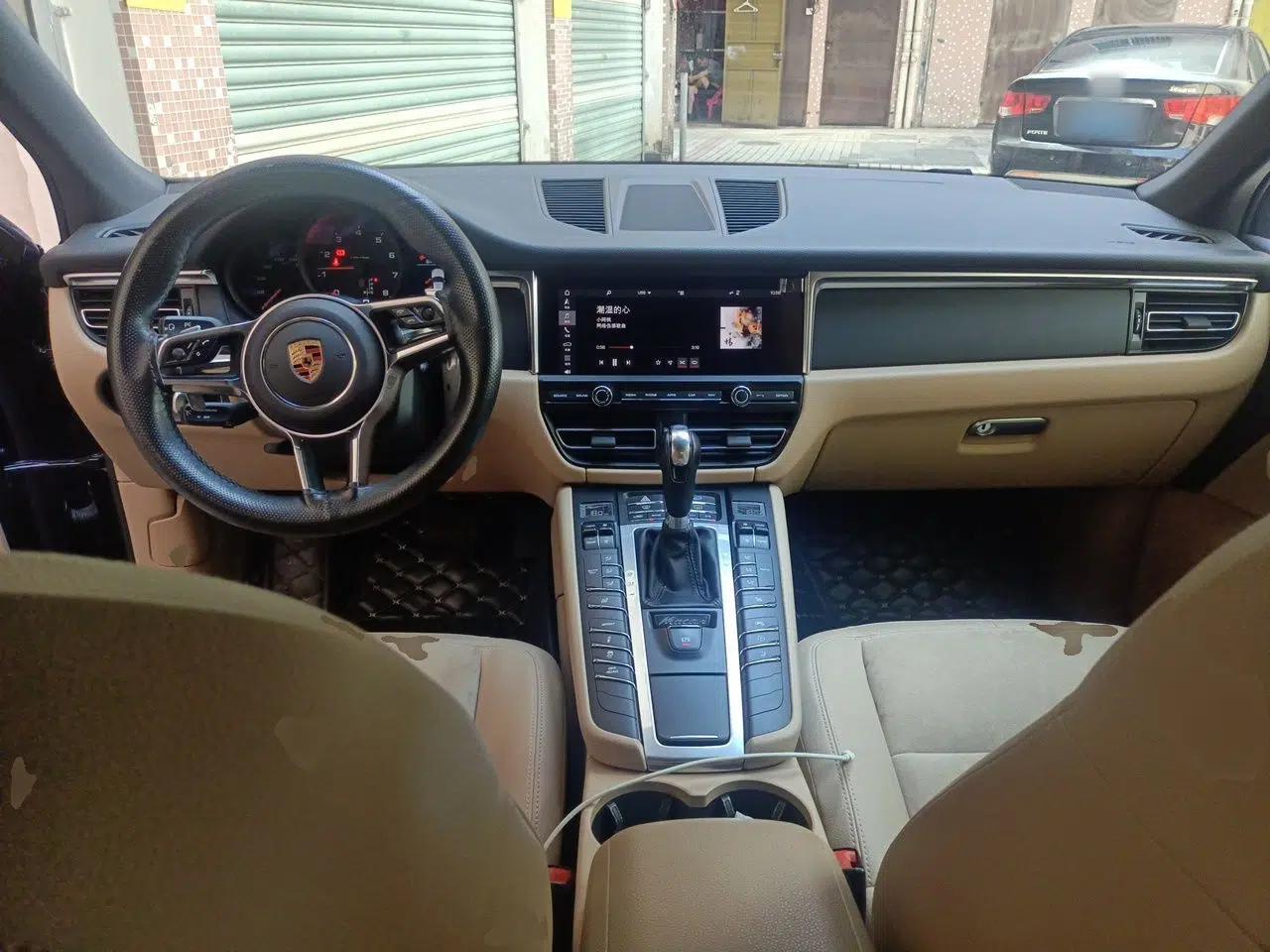 Porsche Macan 2018 Macan 2.0T — миниатюра 9