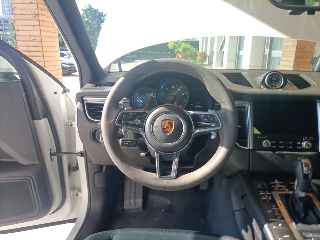 Porsche Macan 2017 Macan 2.0T — миниатюра 10