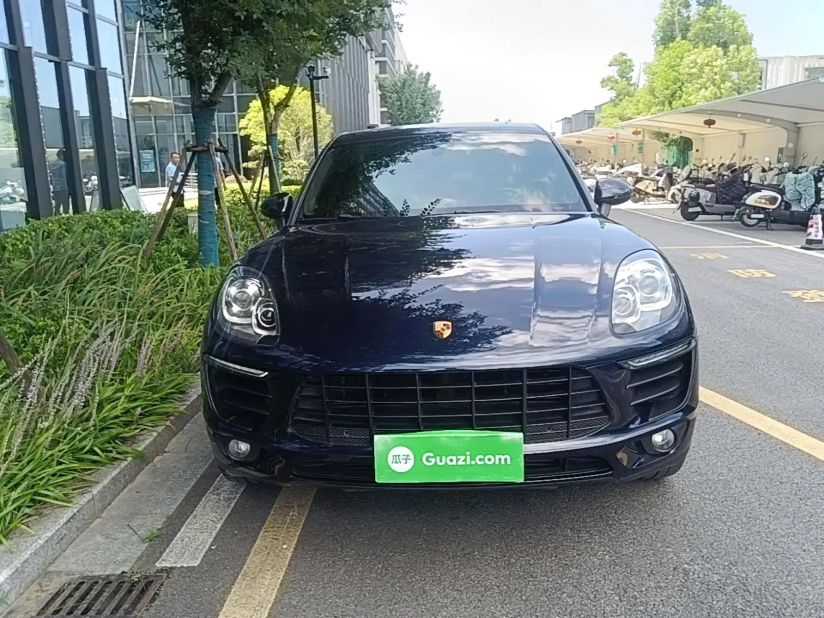 Porsche Macan 2017 Macan 2.0T — миниатюра 2