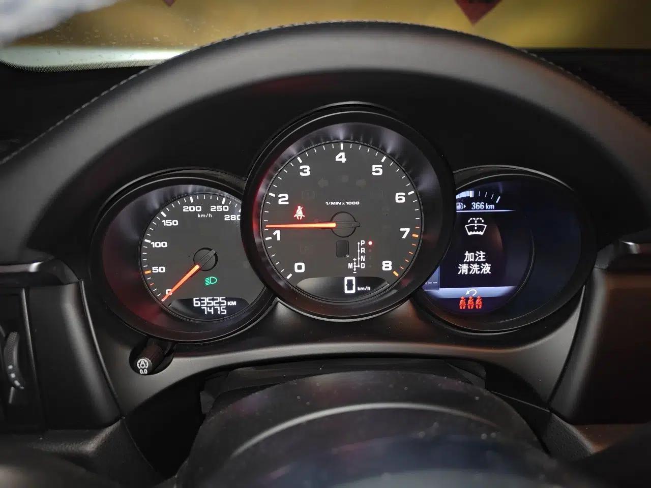 Porsche Macan 2021 Macan 2.0T — миниатюра 11