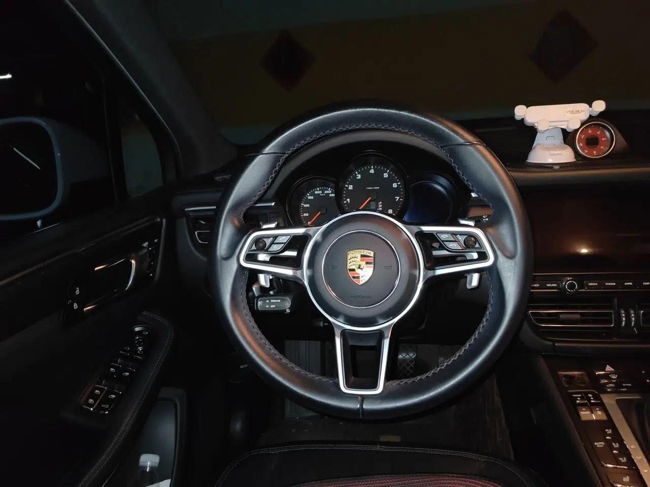 Porsche Macan 2021 Macan 2.0T — миниатюра 10