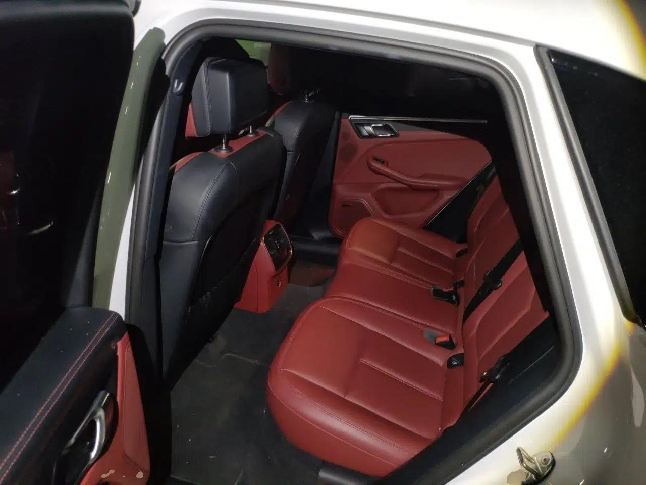 Porsche Macan 2023 Macan 2.0T — миниатюра 17