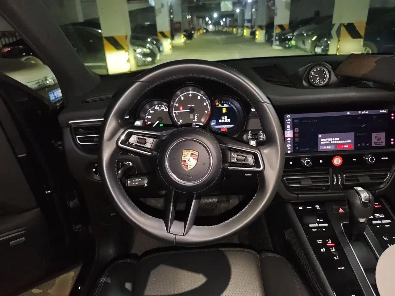 Porsche Macan 2022 Macan 2.0T — миниатюра 10