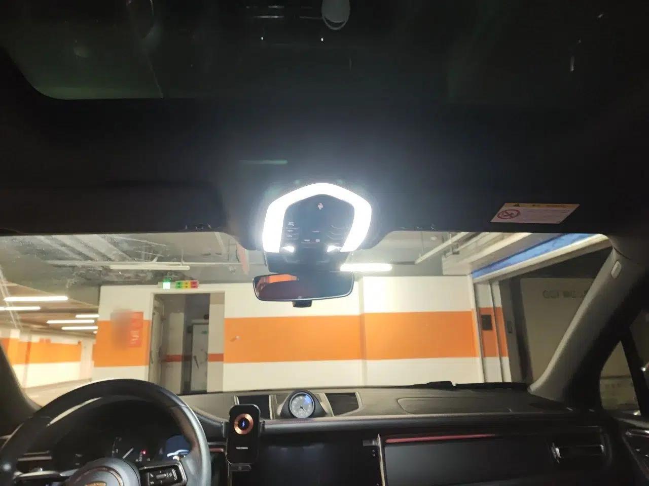 Porsche Macan 2023 Macan 2.0T — миниатюра 18
