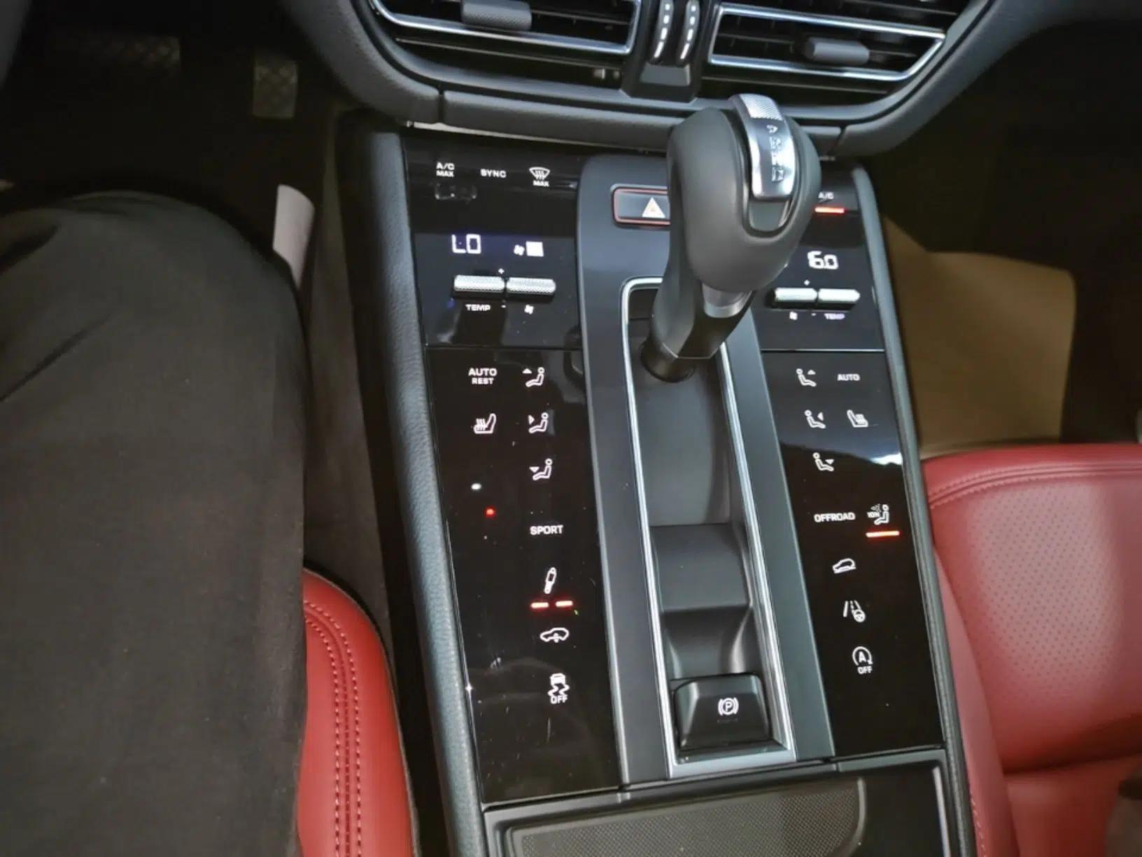 Porsche Macan 2022 Macan S 2.9T — миниатюра 16