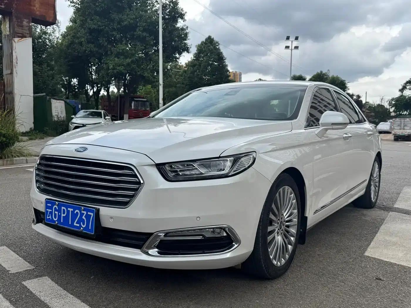 Taurus 2018 EcoBoost 245 Premium Edition (China V Emission Standard) — миниатюра 1